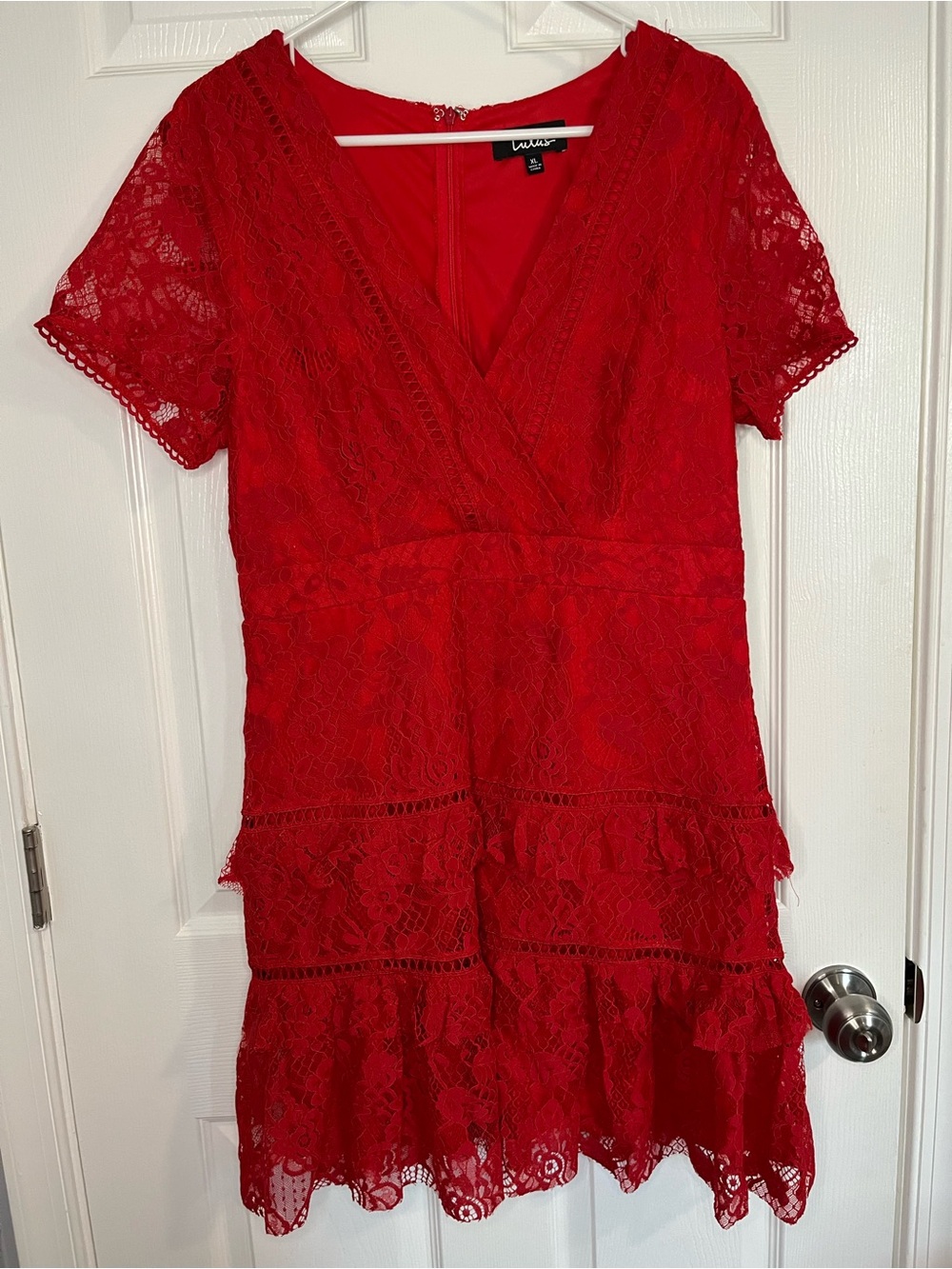 Lulu's Red Lace V-Neck Tiered Short Sleeve Dress